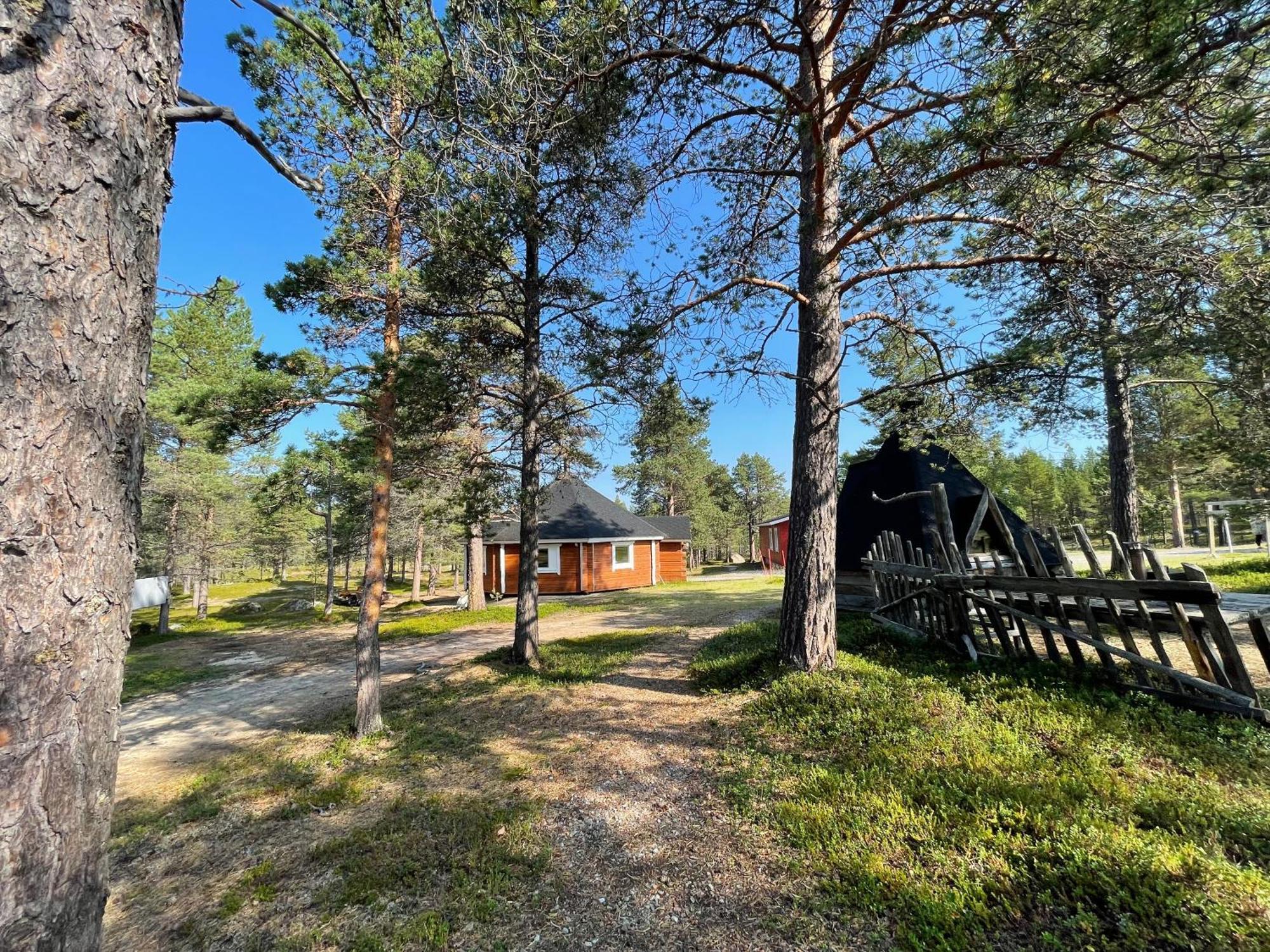 Porotila Toini Sanila Hotell Sevettijärvi Eksteriør bilde